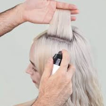 L'Oréal Volume Panache púder-spray